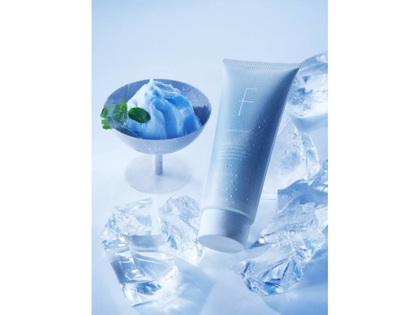 F ORGANICS、スクラブが泡立ってウォッシュへ変化する新感覚の冷感2in1ボディウォッシュ発売