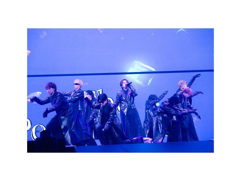 SUPER★DRAGON　撮影：田中聖太郎写真事務所