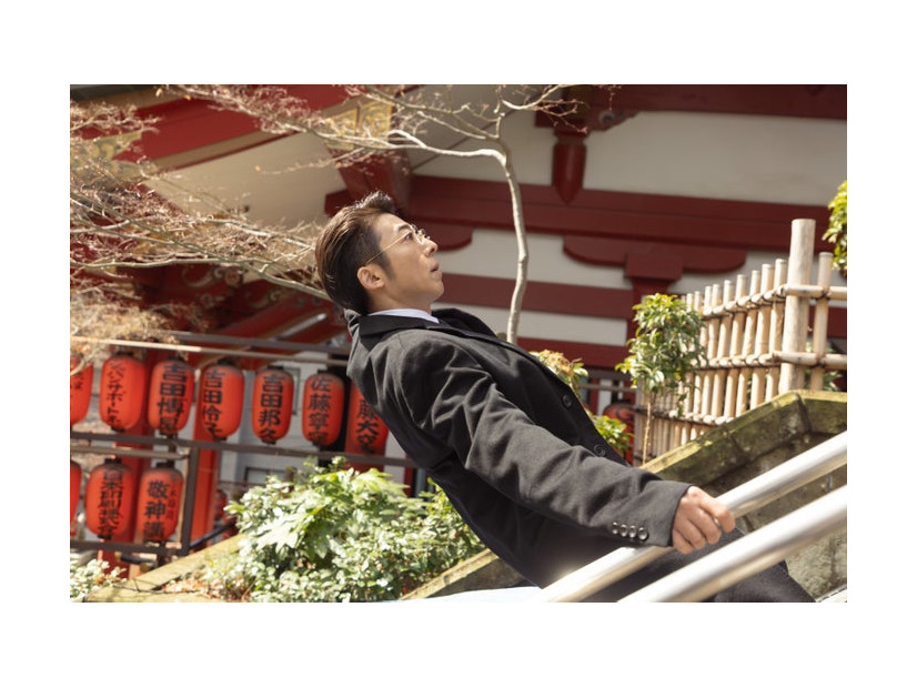 高橋一生「リボーン ～最後のヒーロー～」第1話（C）テレビ朝日