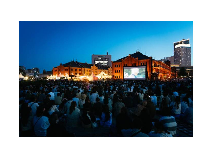 【2026年GW】日本最大級の野外シネマフェス「SEASIDE CINEMA」横浜で5月2日〜6日開催