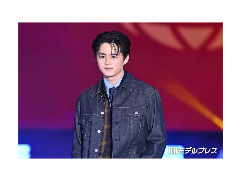 鈴鹿央士（C）モデルプレス