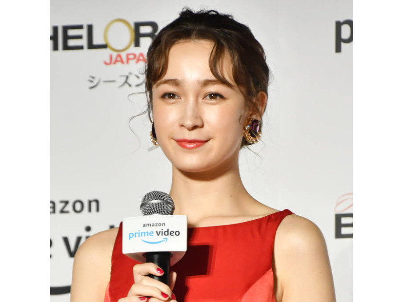 藤井サチ「本当盛れる」お気に入りの涙袋ペンシルを紹介