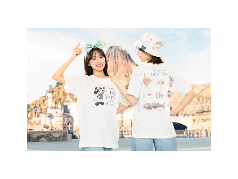 カチューシャ、Tシャツ　東京ディズニーシー25周年“スパークリング・ジュビリー”©Disney ©Disney/Pixar