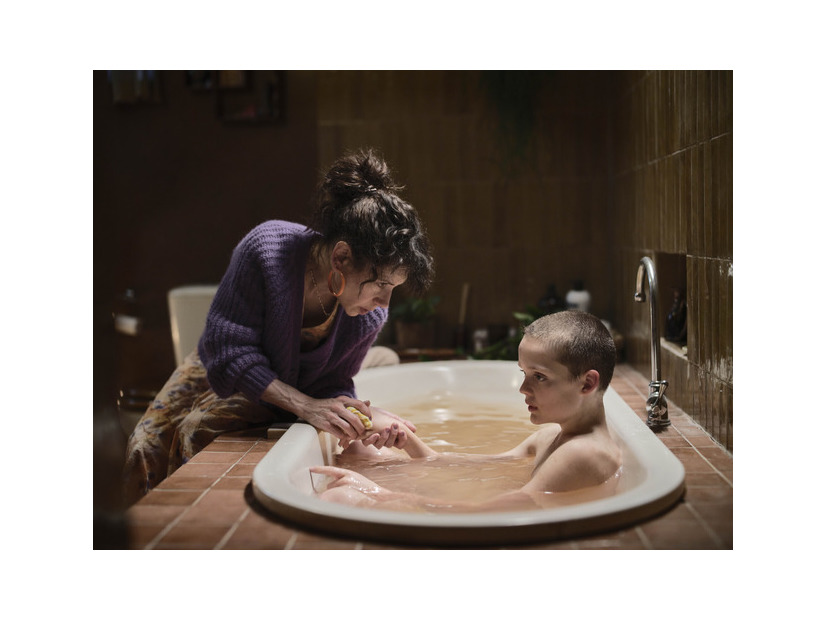 『ブリング・ハー・バック』© 2025 RACKAWAY PTY LTD All Rights Reserved