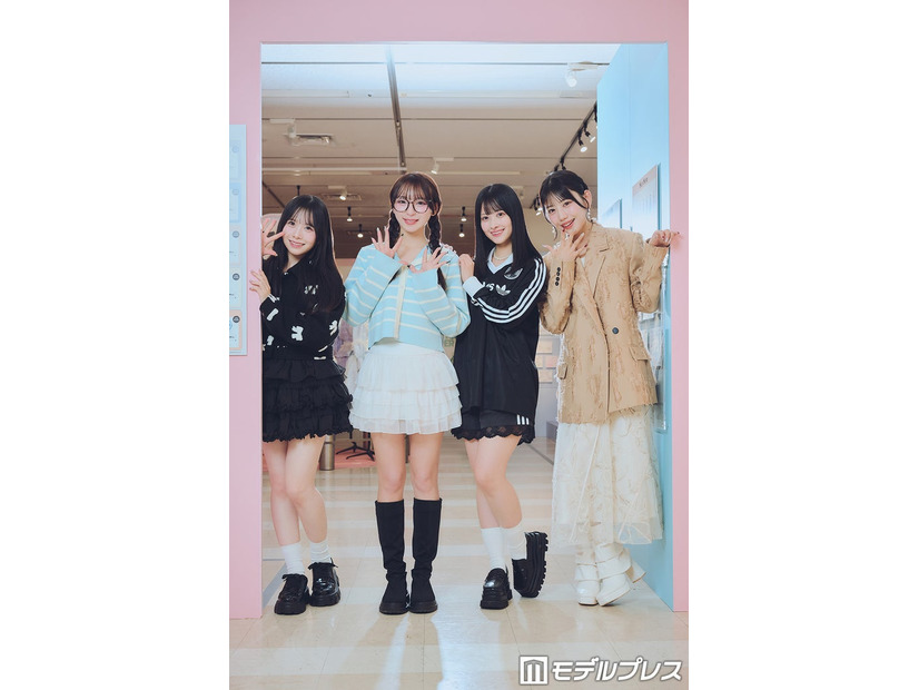 モデルプレスのインタビューに応じた（左から）栗田なつか、塩川莉世、庄司なぎさ、白石まゆみ（C）モデルプレス