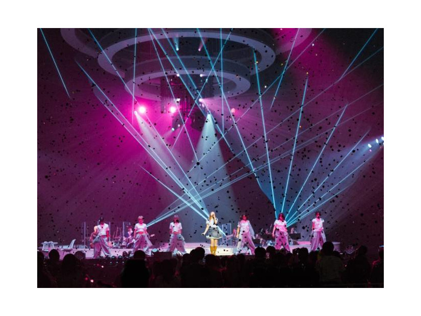 幾田りら、3年ぶりのソロツアー『幾田りら LIVE TOUR 2026 “Laugh”』開幕｜ソウル公演では豪華ゲストが登場