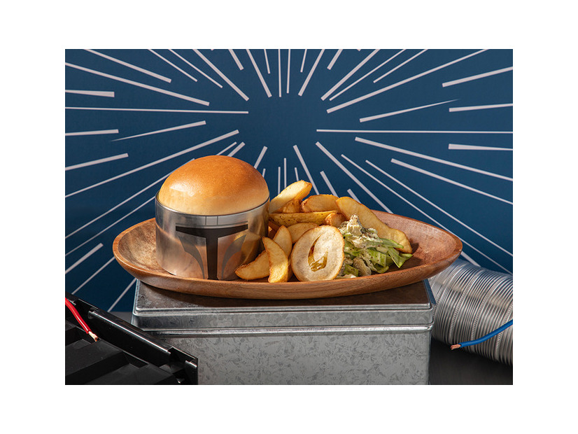 「STAR WARS」CAFE : Galactic Diner© &  Lucasfilm Ltd.
