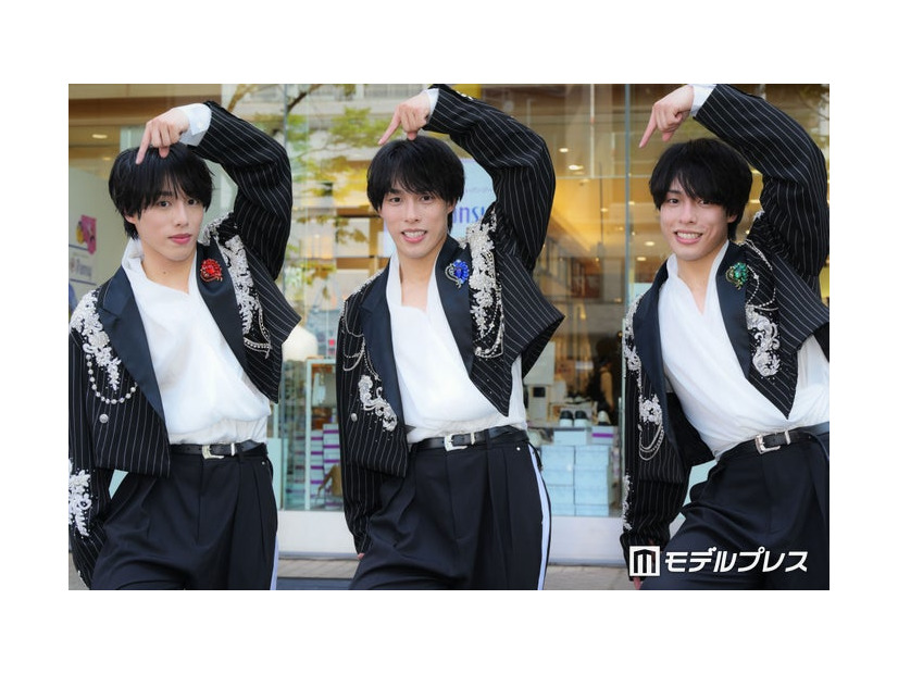 （左から）「DAISUKI」予約リリースイベントに出席した（左から）綾人、颯人、嘉人／佐藤三兄弟（C）モデルプレス