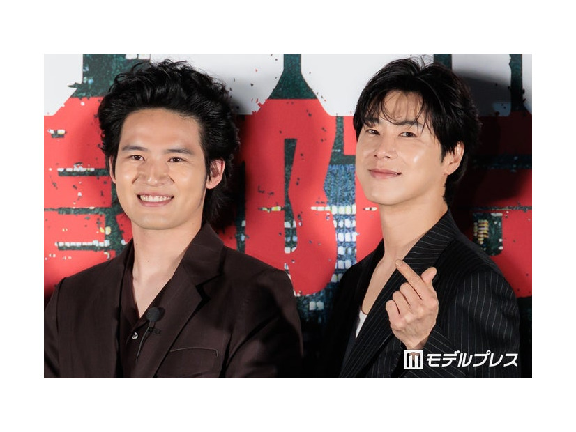 映画「TOKYO BURST-犯罪都市-」公開直前イベントに出席した水上恒司、ユンホ（C）モデルプレス