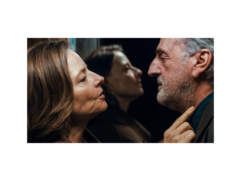 『プライベート・ケース』©LES FILMS VELVET -BUENOS HAIR -FRANCE 3 CINEMA