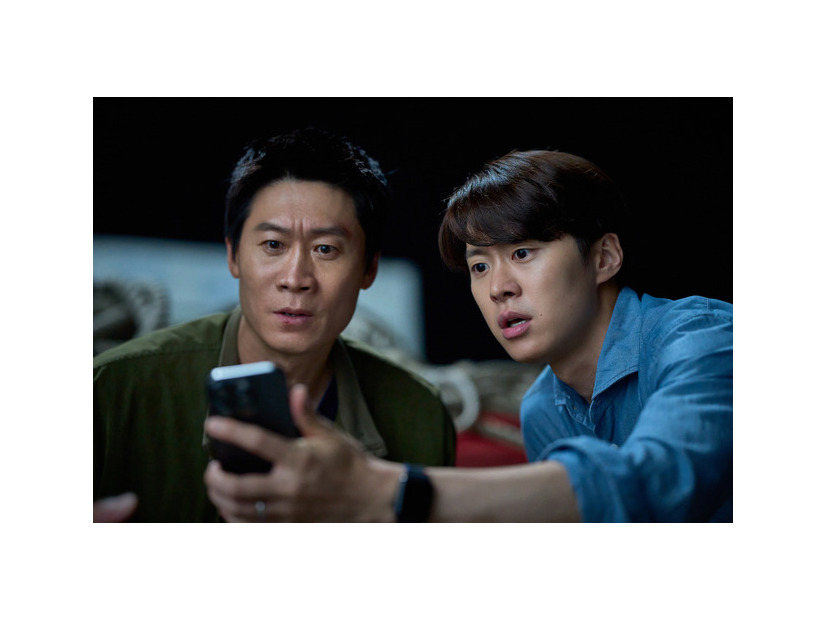Netflix映画『チーム・ハズバンド』6月19日独占配信