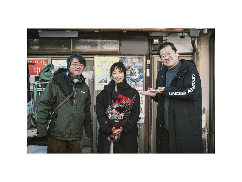 『名無し』（C）佐藤二朗 永田諒 ／ ヒーローズ（C）2026 映画「名無し」製作委員会