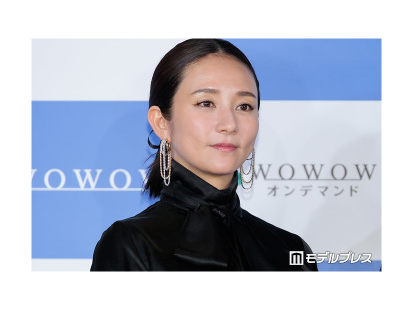 「連続ドラマW　コンサルタント―死を執筆する男―」完成報告会に登壇した木村文乃（C）モデルプレス