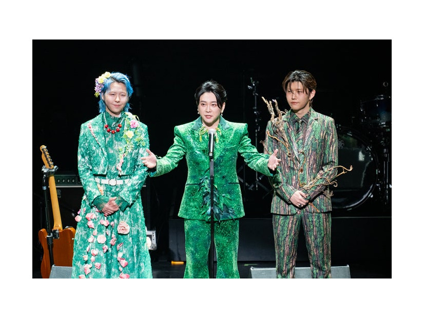 Mrs. GREEN APPLE（撮影：田中聖太郎写真事務所）