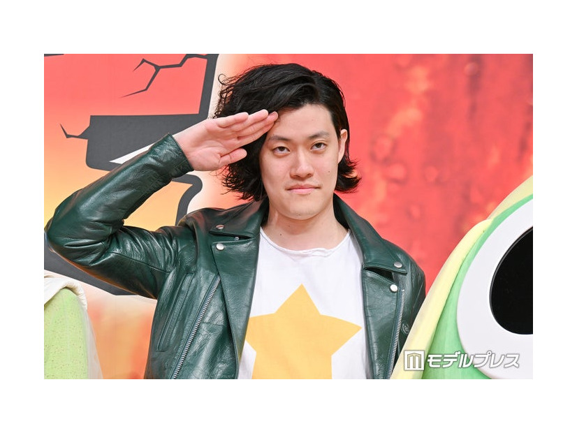 「新劇場版☆ケロロ軍曹 復活して速攻地球滅亡の危機であります！」公開直前イベントに出席した粗品（C）モデルプレス