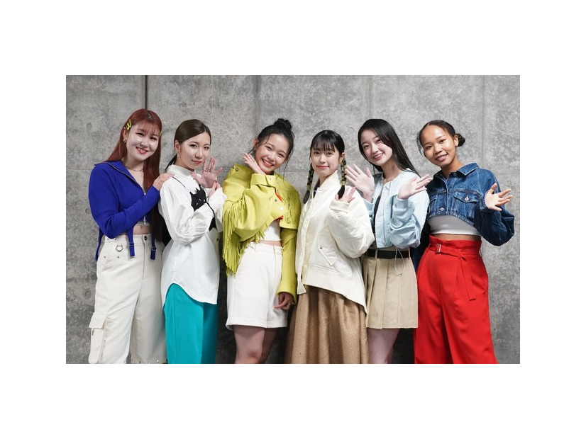 Little Glee Monster【写真：竹内みちまろ】