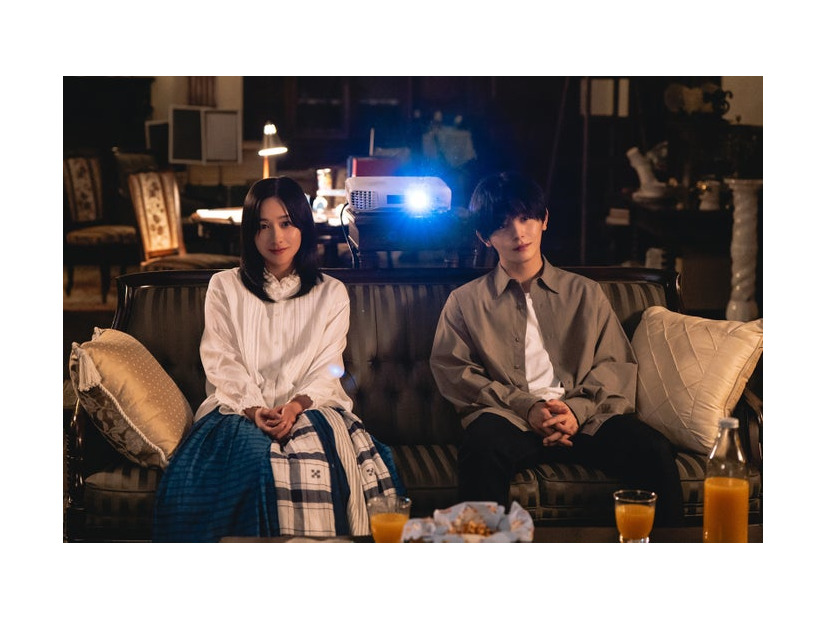 堀田真由、山田涼介「一次元の挿し木」第2話（C）読売テレビ・日本テレビ