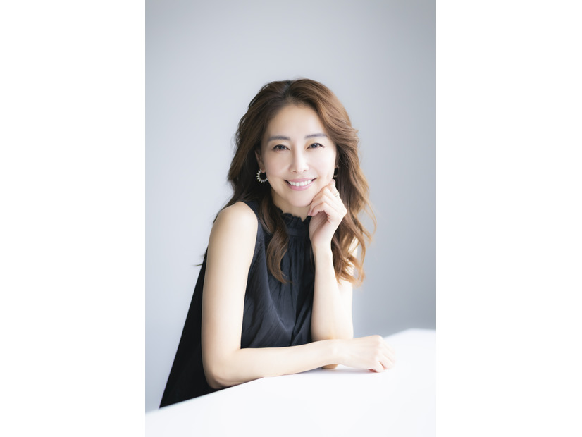 熊切あさ美、46歳。更年期でホルモン補充療法を始めて、イライラ、ほてりと不安感の改善以外に起きた「予想外のうれしい変化」とは