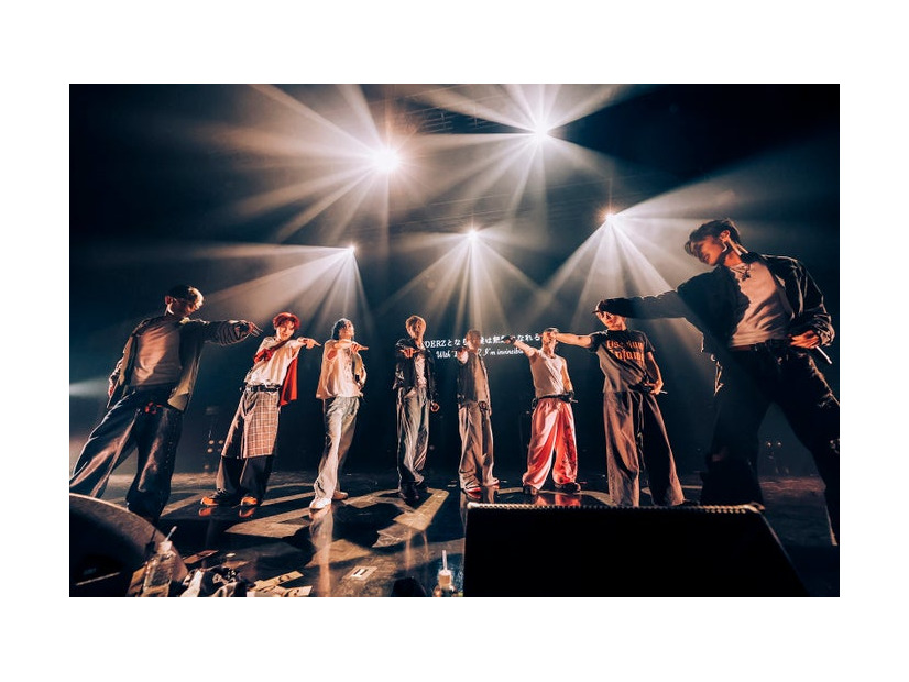 ＜ONE OR EIGHT 1st LIVE TOUR -GATHER- FINAL in JAPAN＞／Photo by Norito Ohazama