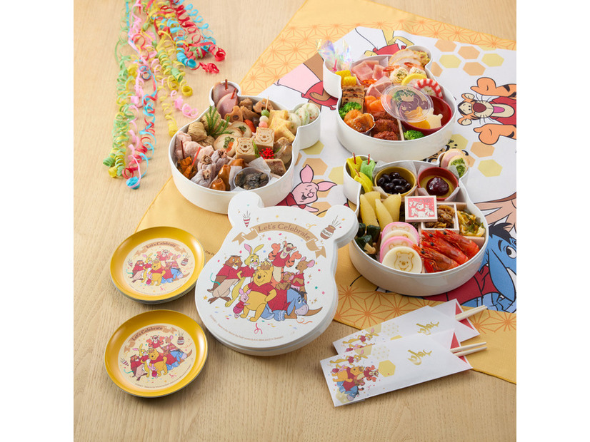 おせち・三段重「くまのプーさん」© Disney.Based on the “Winnie the Pooh” works by A.A. Milne and E.H. Shepard.