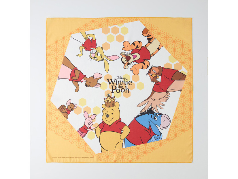 おせち・三段重「くまのプーさん」© Disney.Based on the “Winnie the Pooh” works by A.A. Milne and E.H. Shepard.