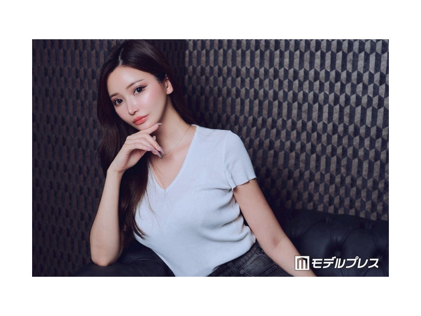 青柳菜々（C）モデルプレス