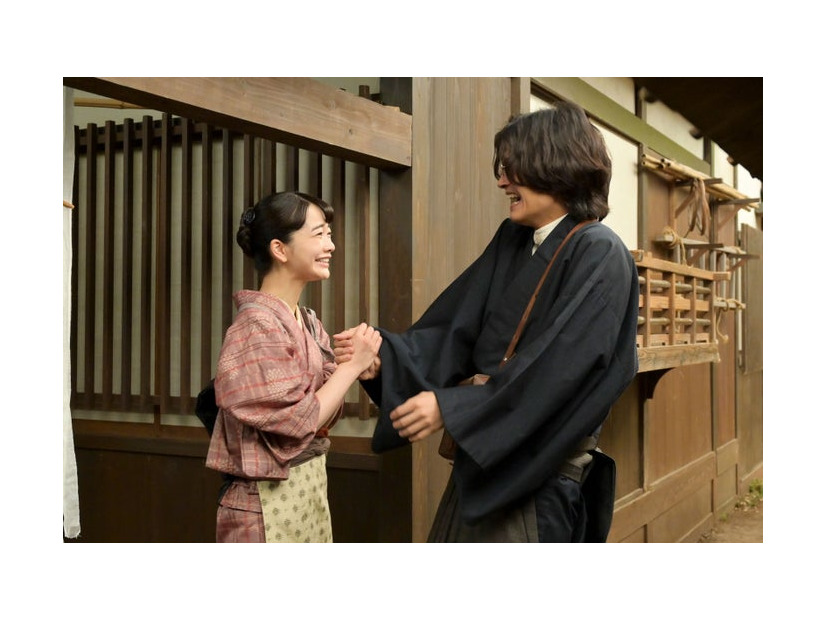 見上愛、佐野晶哉「風、薫る」第102話（C）NHK