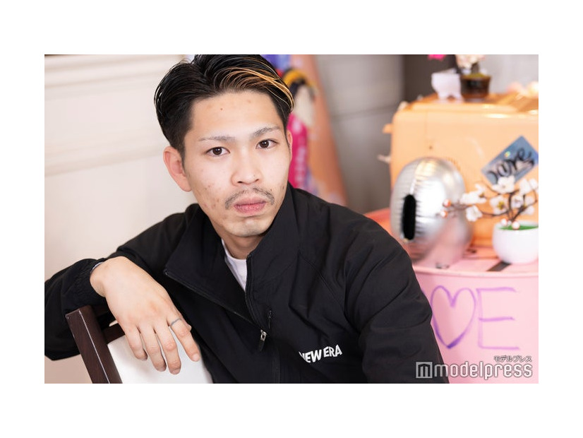 モデルプレスのインタビューに応じた坊（C）モデルプレス
