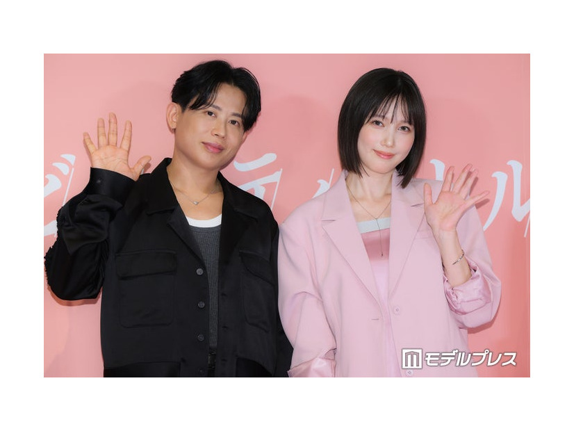 小田切ヒロ、本田翼（C）モデルプレス