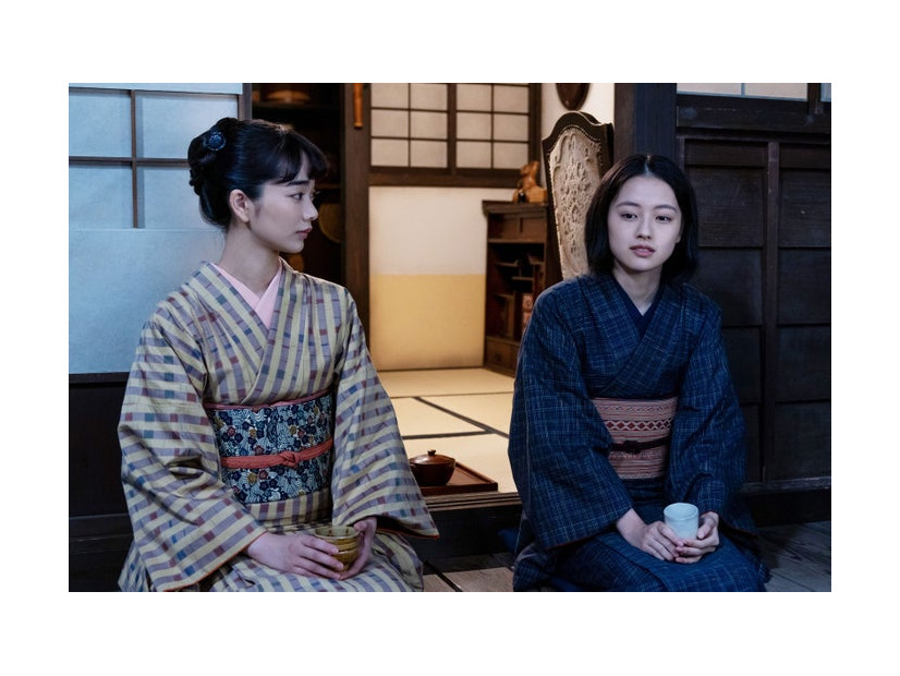 見上愛、上坂樹里「風、薫る」第111話（C）NHK