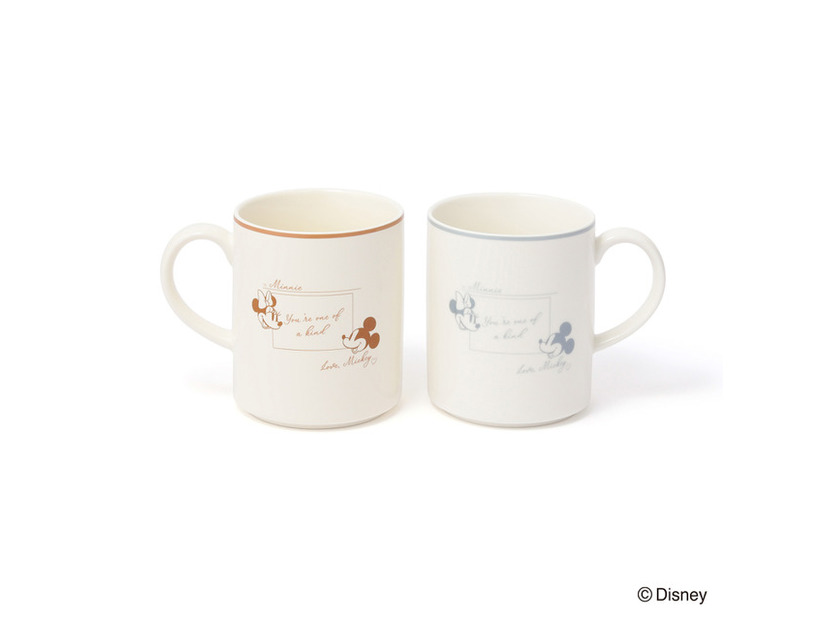 ディズニー ペアマグ レター2,000 円／© Disney