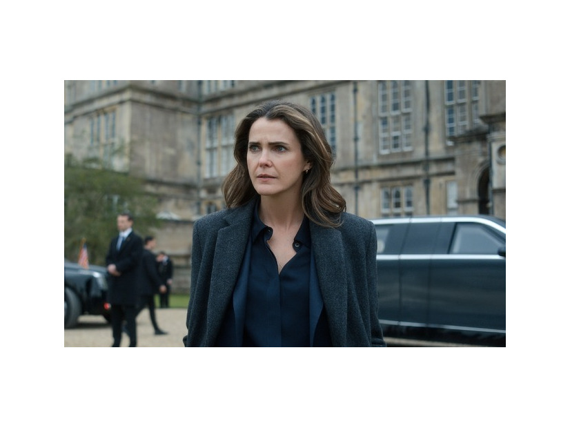 Netflixシリーズ「ザ・ディプロマット: シーズン4」10月15日独占配信