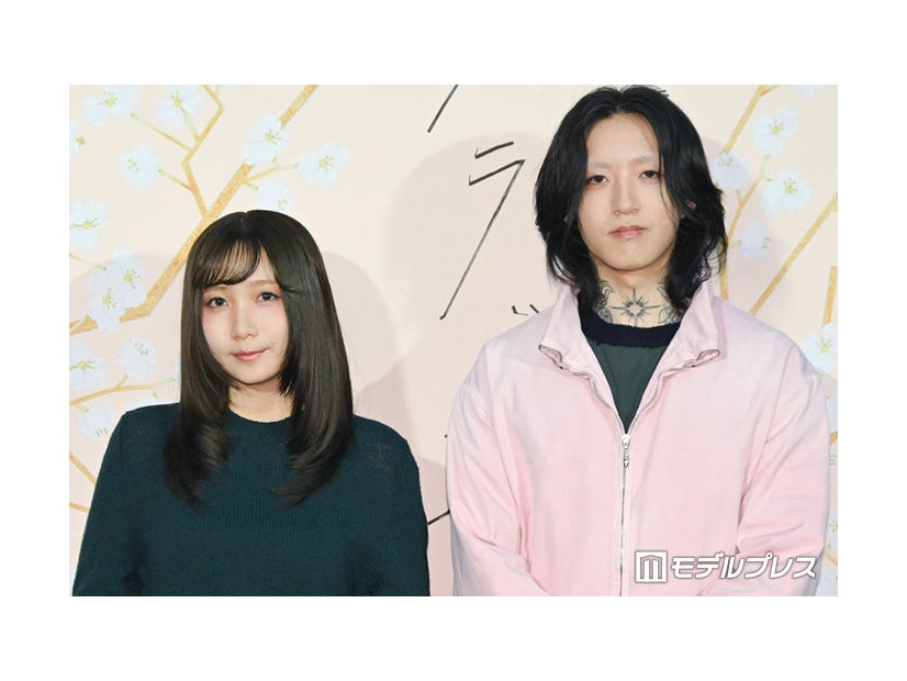 NHK連続テレビ小説「ブラッサム」合同取材会に出席したYOASOBI（C）モデルプレス