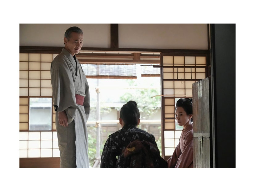 渡部篤郎、村上蘭、国仲涼子「ブラッサム」第2話（C）NHK