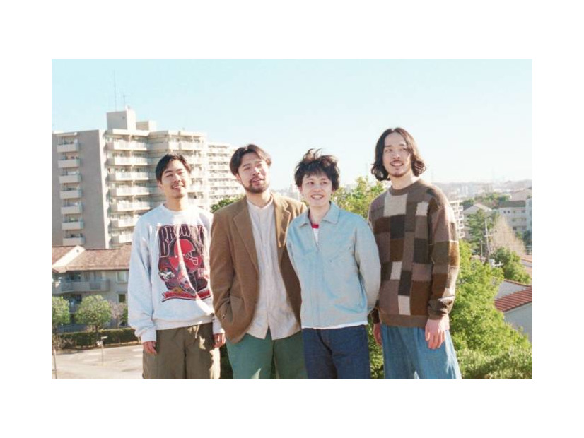 グソクムズ、最新曲「走り出す」のMV公開。作詞曲を務めたベース・堀部祐介がメインキャストとして出演