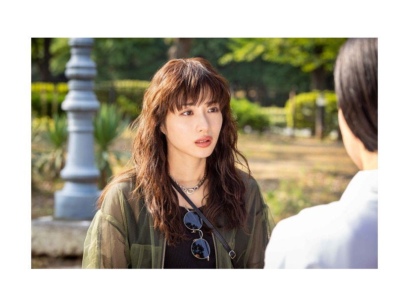 石原さとみ「ポリティカルパン」第1話（C）フジテレビ