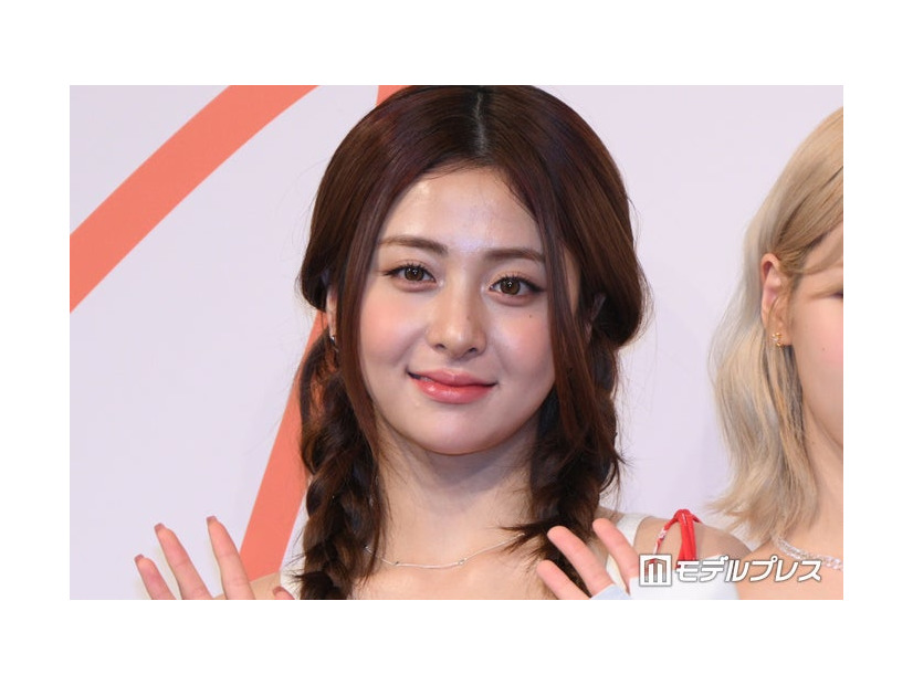 HUH YUNJIN（ホ・ユンジン）（C）モデルプレス