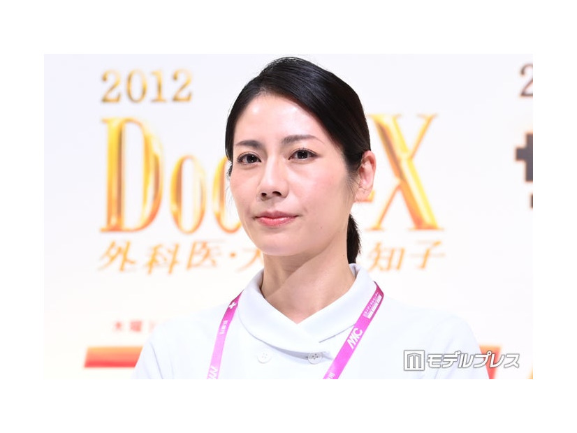 ドラマ「アナログナース～デジタルってなんなんだよ！？～」記者会見に参加した松下奈緒（C）モデルプレス