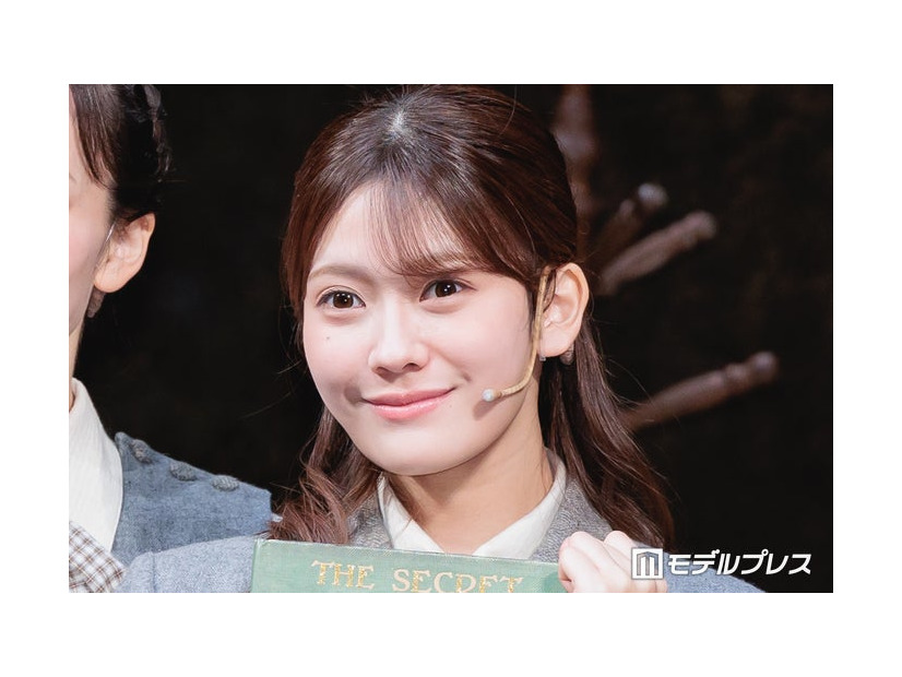 「秘密の花園」初日前会見に出席した奥田いろは（C）モデルプレス