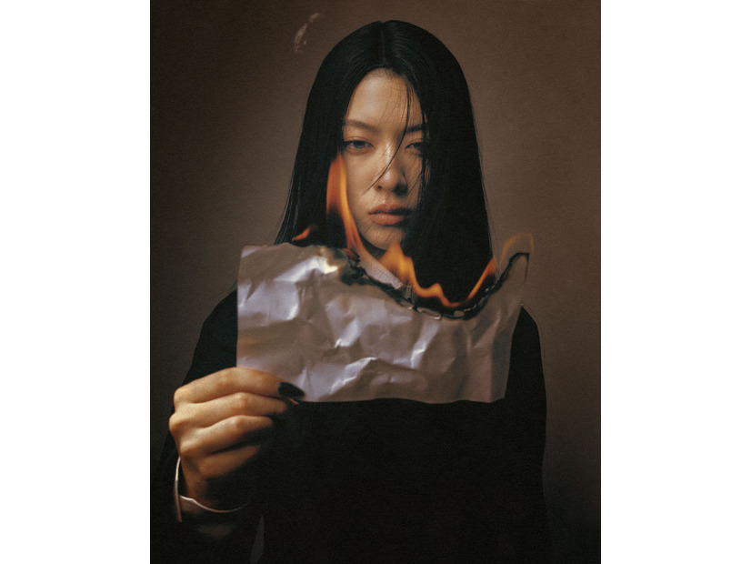 「Selēnē」過去+ © Cho Gi-Seok