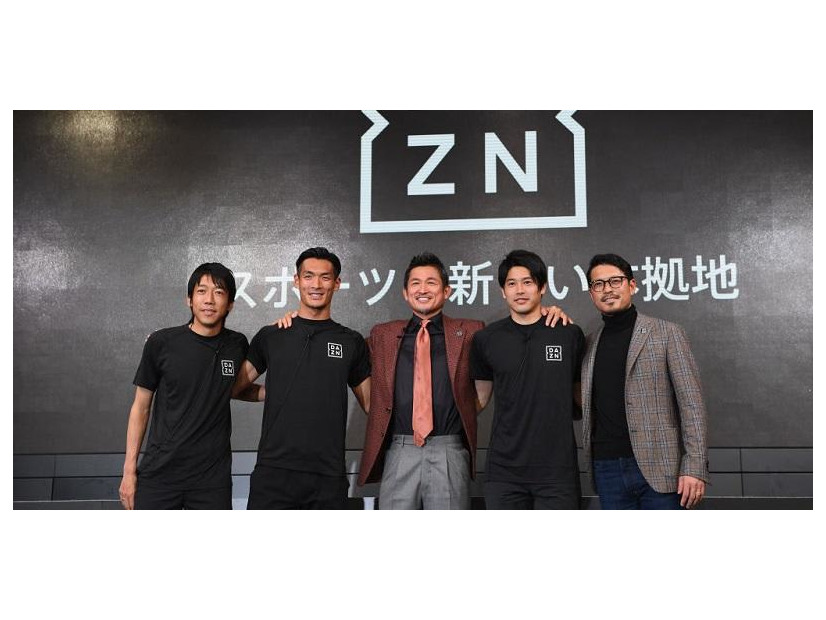 芸人ワッキー、DAZN新CMの舞台裏に潜入！セルジオ氏を前にタジタジに…