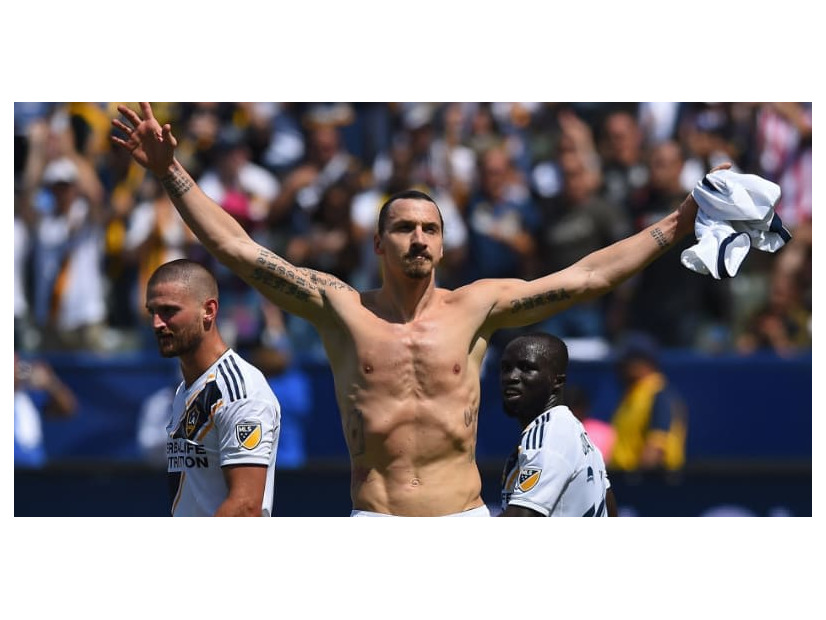 イブラ、MLSデビュー戦で衝撃2ゴール！試合後の発言がおもしろすぎる
