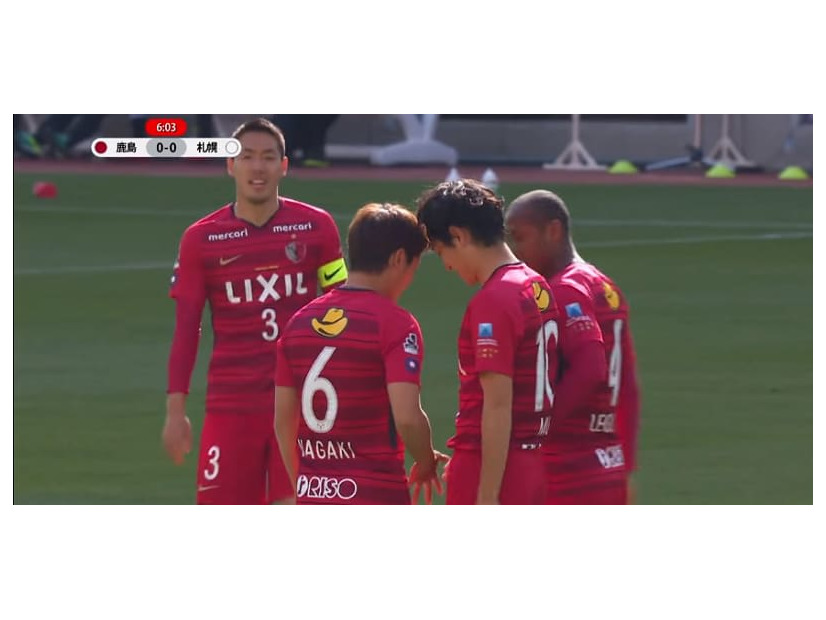 和む！鹿島の金崎と永木、「じゃんけん」でフリーキッカーを決めていた