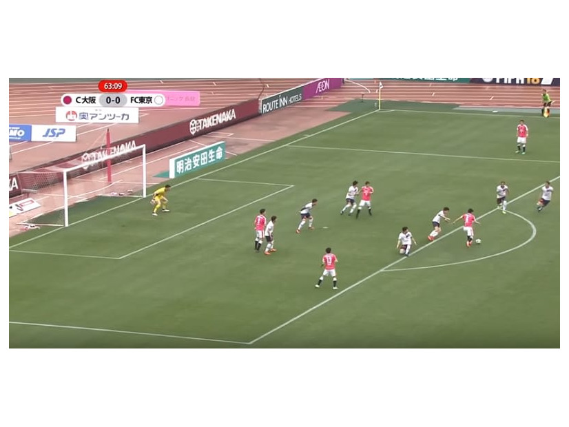 山口蛍は何でもできる！相手DFを引きつけてやった「スルーパス」がコレ