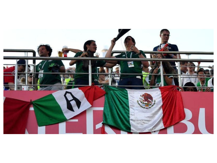 メキシコのW杯ベスト16を祝福したTV司会者、韓国人差別行為で職務停止に…
