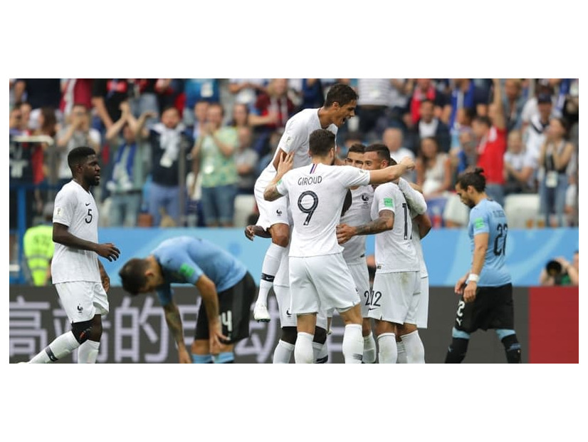 フランス、3大会ぶりの準決勝進出！難敵ウルグアイを下す