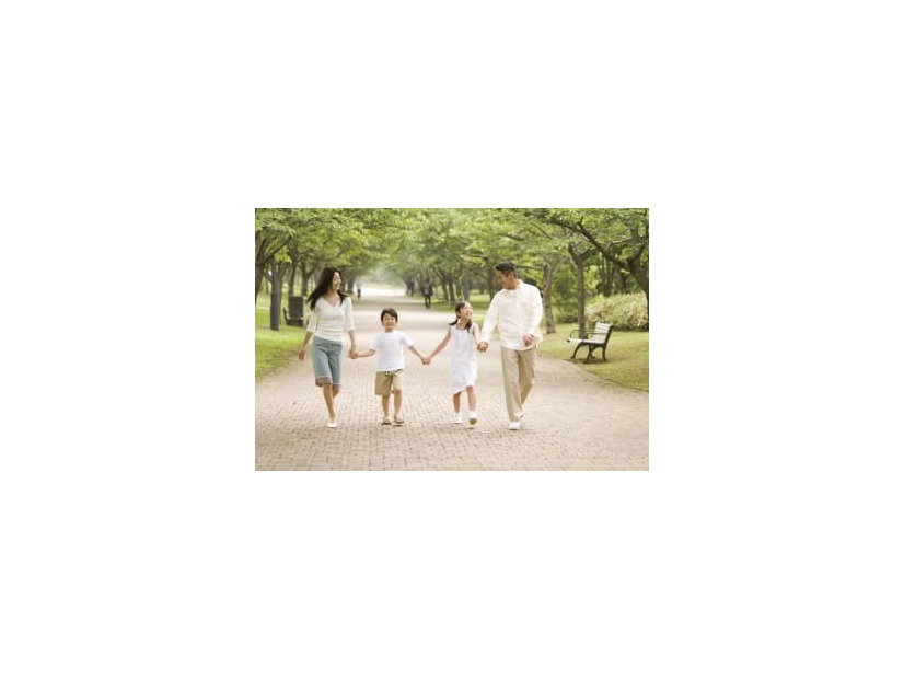 自分に子どもが生まれてからは、やはり子育て・教育について関心が高くなっています。そんな私が目指す教育方針も、やはり「年収1億稼ぐ子どもに育てる」です。これは単にお金のことだけを指しているのではなく、「自立し、自分の力で人生を切り開ける人間になってほしい」ということです