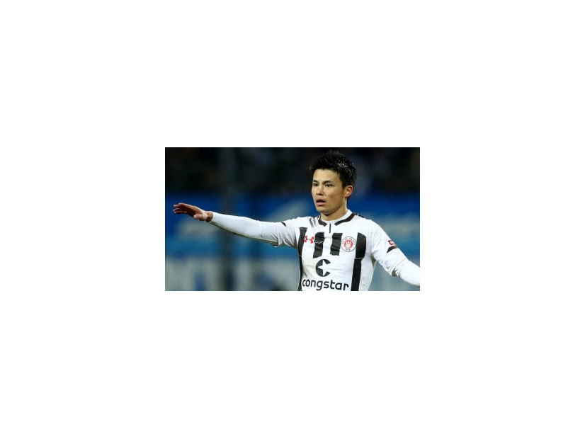 宮市亮、なんとダイビングヘッドで今季2ゴール目だ！