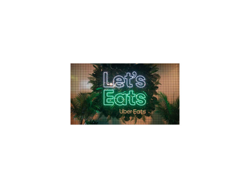 日本でも話題の『UberEats』が胸に！酒井宏のマルセイユ、新ユニが新鮮すぎる