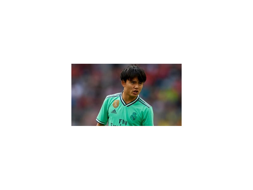 久保建英、絶対に奪わせない「鬼のボールキープ力」がこれ